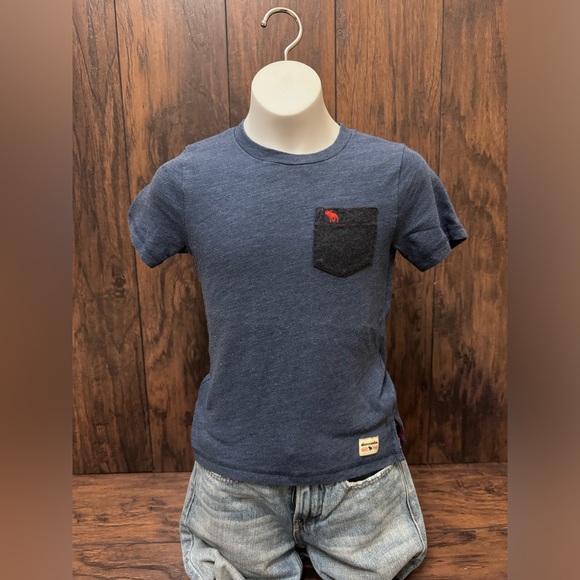 Tops - Picture 3 of 3